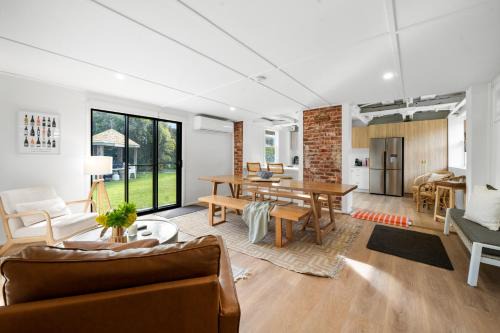 Aldinga Beach House | The Dingaling - Beach House Bliss with BBQ