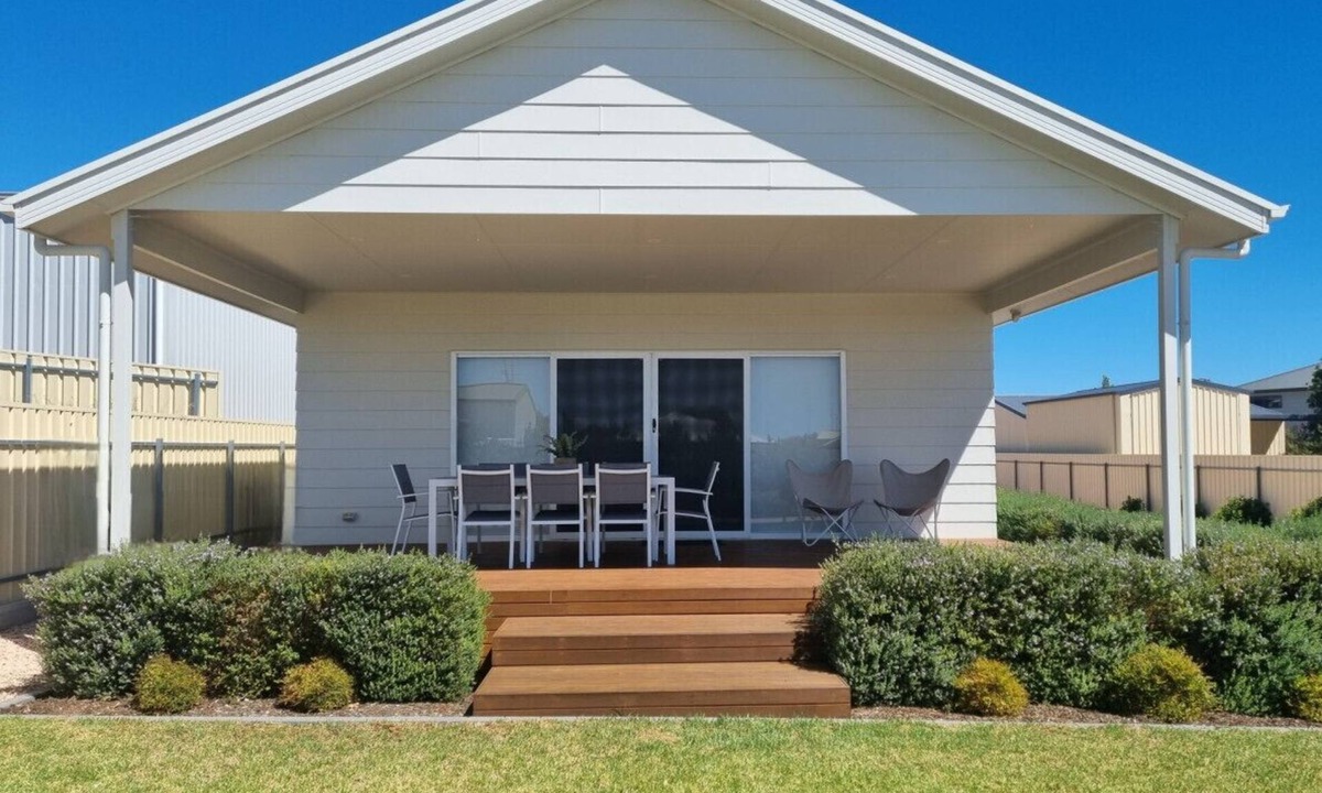 Moonta Bay House | The Hideaway - A Hidden Gem in Moonta Bay