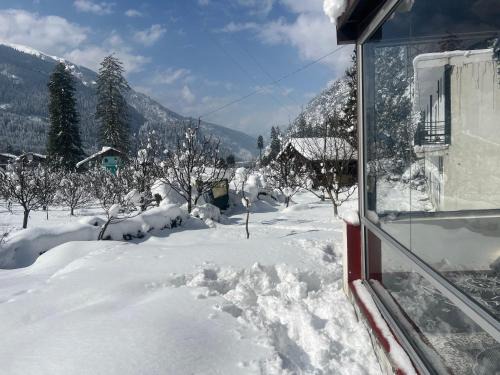 Jakha Resort | The Himalayan Cafe THC