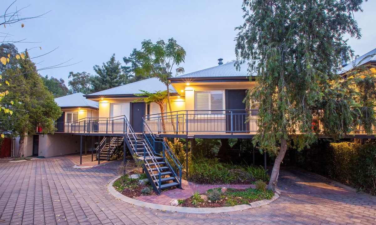Clare Apartment | The Mill Apartments