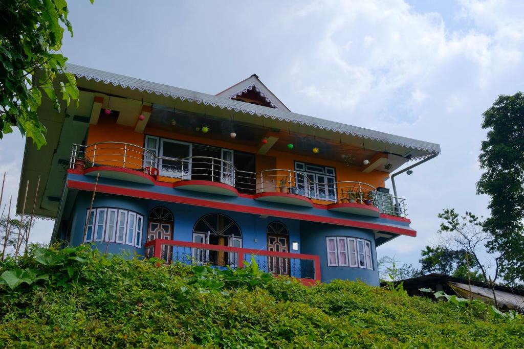 Rumtek House | The Mountain view