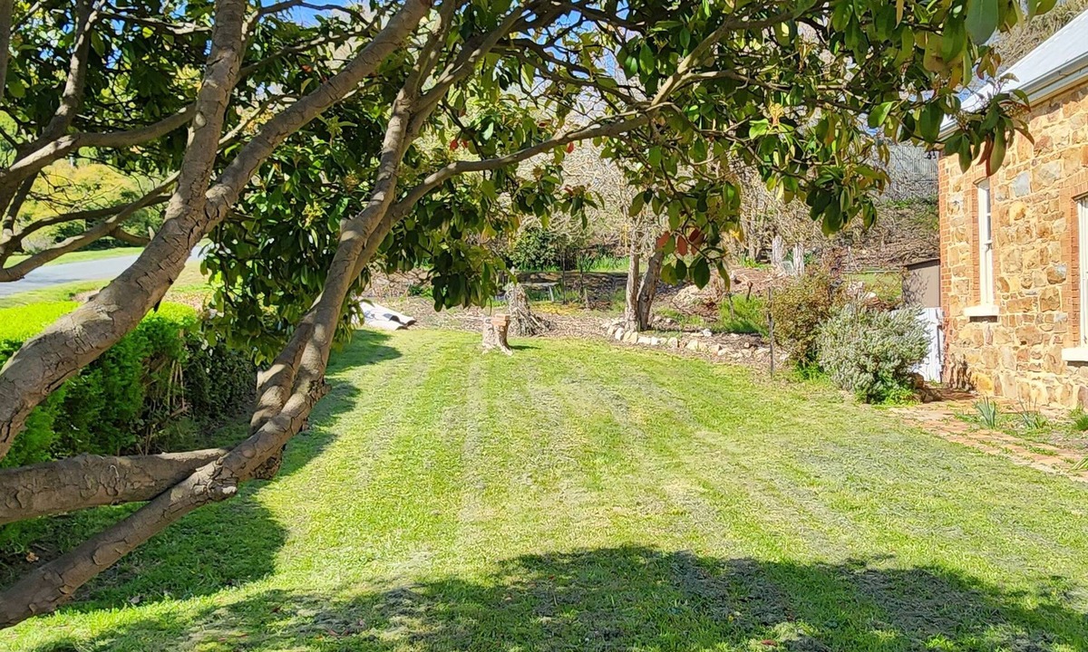 Binda House | The Old Flag Hotel Binda
