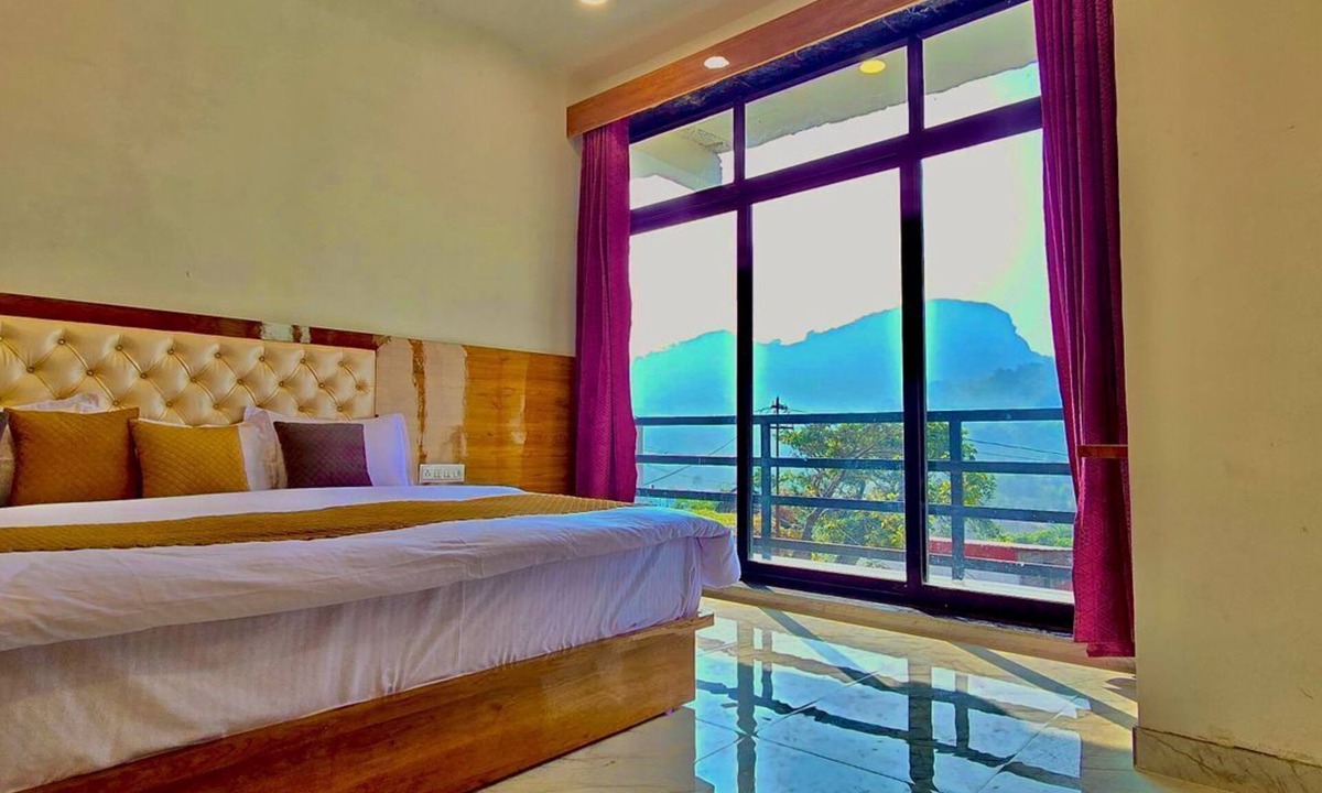 Mount Abu Hotel | The Palm Villa
