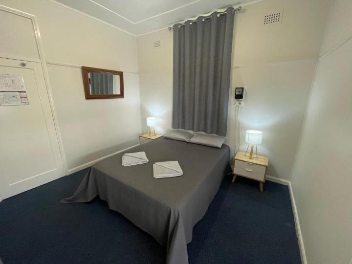 Walgett Hotel | The Pink House