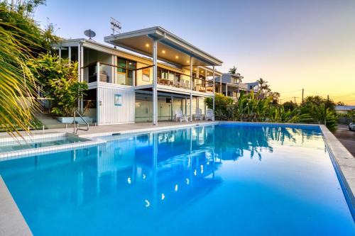 Coolum Beach House | The Pool House
