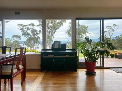 Tinderbox House | The Seaside House - A little gem by the sea