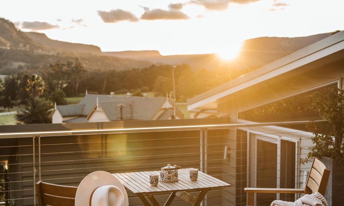 Kangaroo Valley House | The Tailor's Terrace Kangaroo valley. Modern spacious home with amazing views.