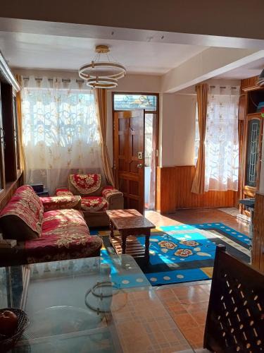 Darjeeling Apartment | The Ultimate Darjeeling Stay ! DARJ-CHILLIN - 3BHK