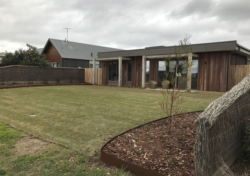 Connewarre House | Thirteenth Beach & Barwon Heads Golf Club Holiday Fun