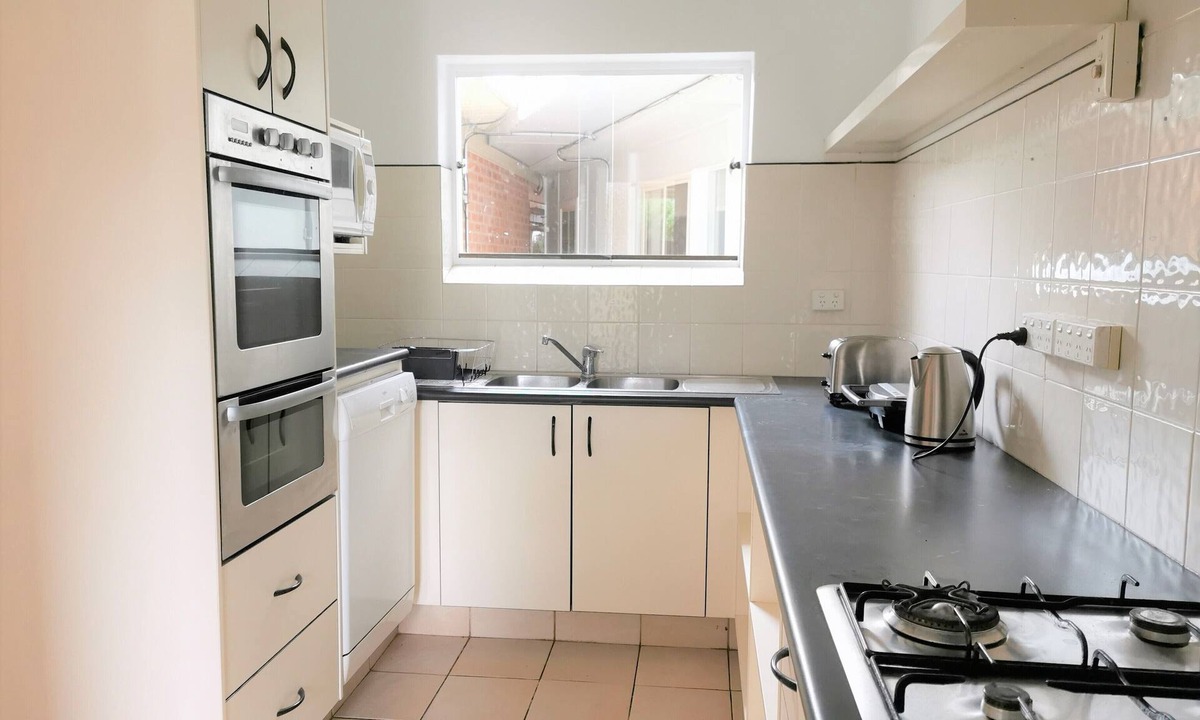 Mitchell House | Three-Bedroom house with two Bathrooms