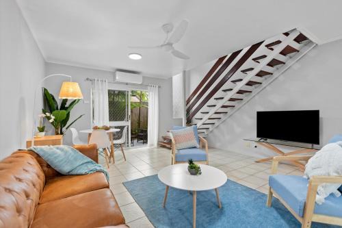 Trinity Beach Apartment | Tide and Seek at Trinity Beach
