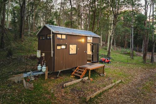 East Seaham House | Tintenbar Riverfront Farmstay by Tiny Away