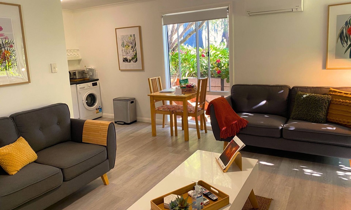 Windsor Gardens Apartment | Tranquil Garden Retreat in Adelaide - Julie’s Place