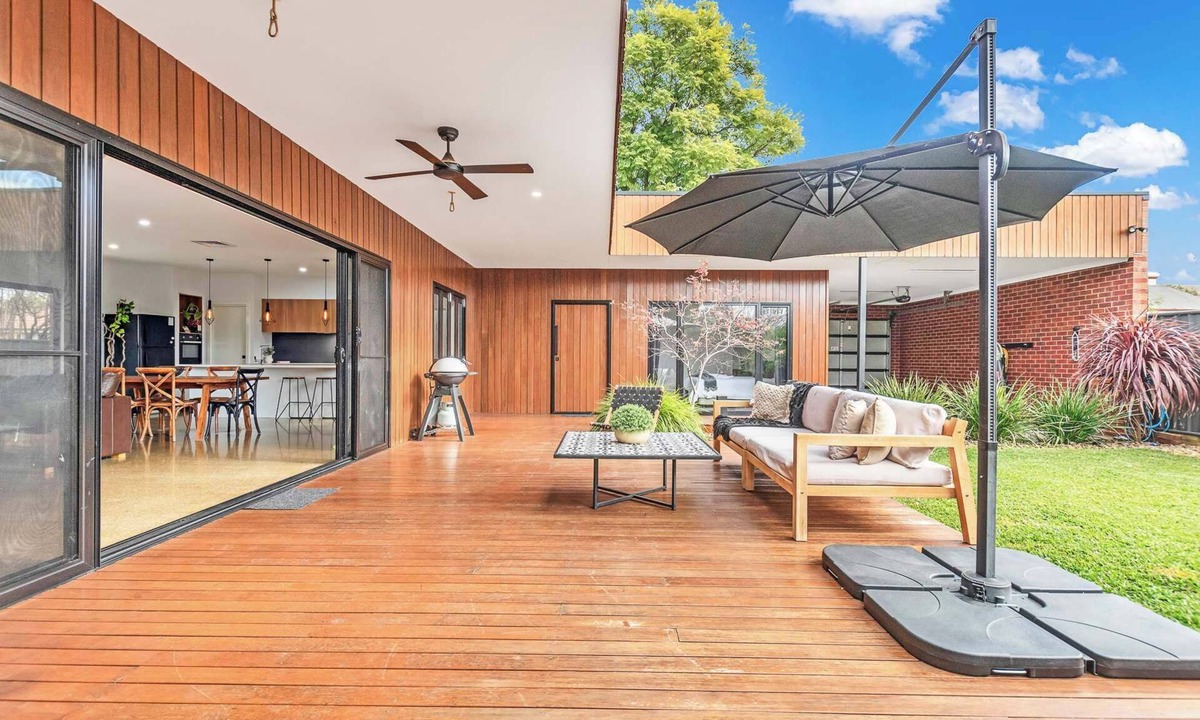 Echuca House | Tranquil Garden Oasis | Central Echuca