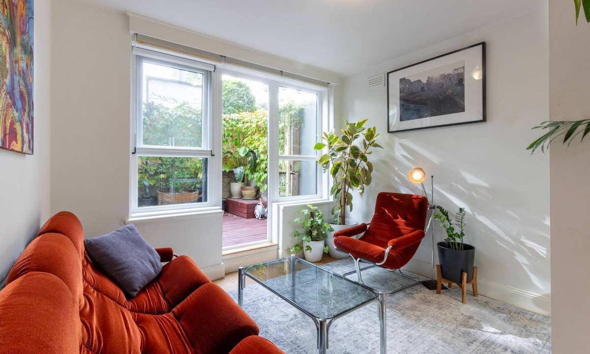 Parkville Apartment | Tranquil North Melbourne Stay with Patio & Parking