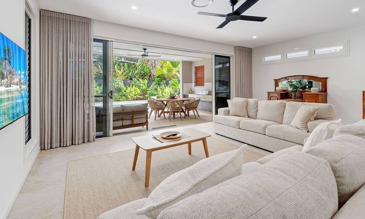 Moffat Beach House | Tranquil Palms Pet-Friendly Near Moffat Beach