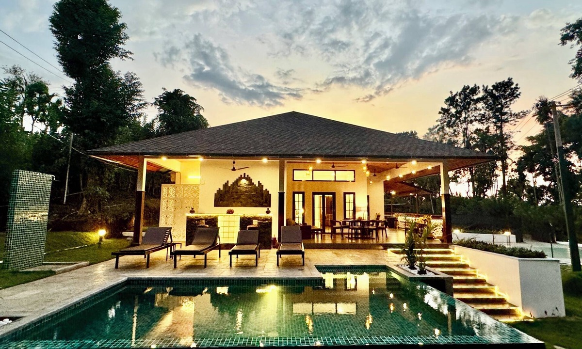 Kolagappara Hotel | Tranquil Resort Wayanad