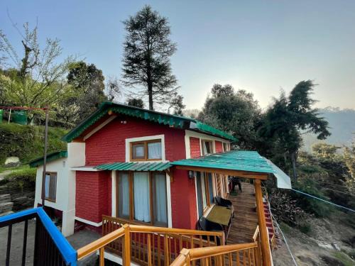 Kaul House | Tranquil View Cottage by Nature Nests