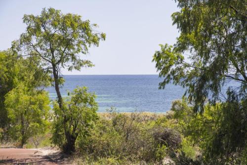 Quindalup House | Tranquil Waters