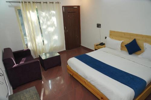 Tapovan Hotel | Tree Aura Retreat