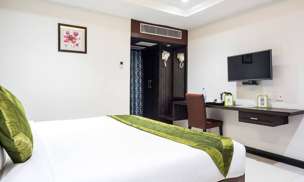 Vijayawada Hotel | Treebo Empire