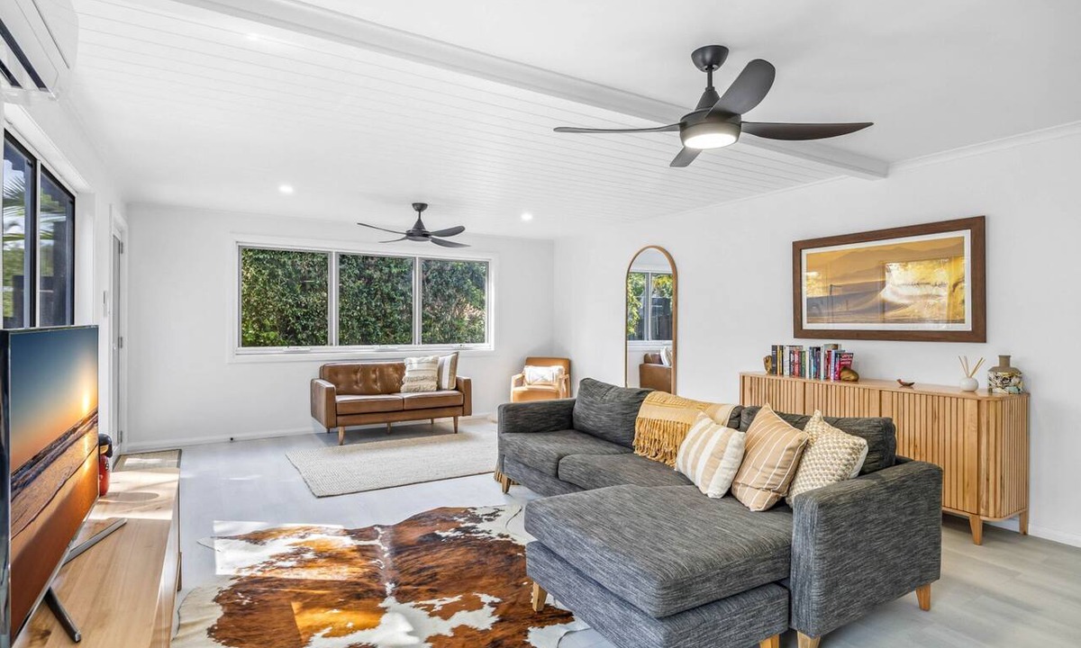 Yaroomba Apartment | Trendy 2-Bed Home with Outdoor Entertainment