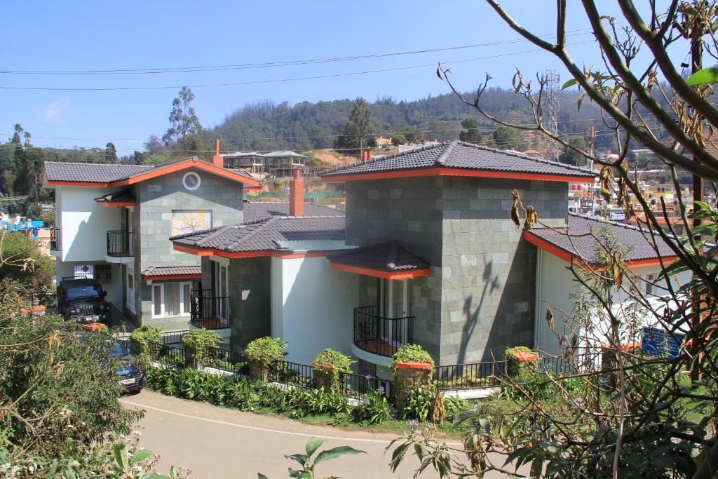 Thalayathimund House | Two Seas Residence