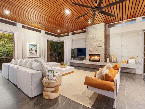 Kingscliff House | Ultimate Beachfront Escape with Pool