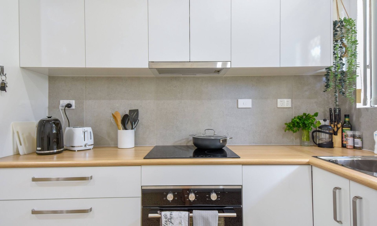 Malak Apartment | Ultra modern Unit with Pool