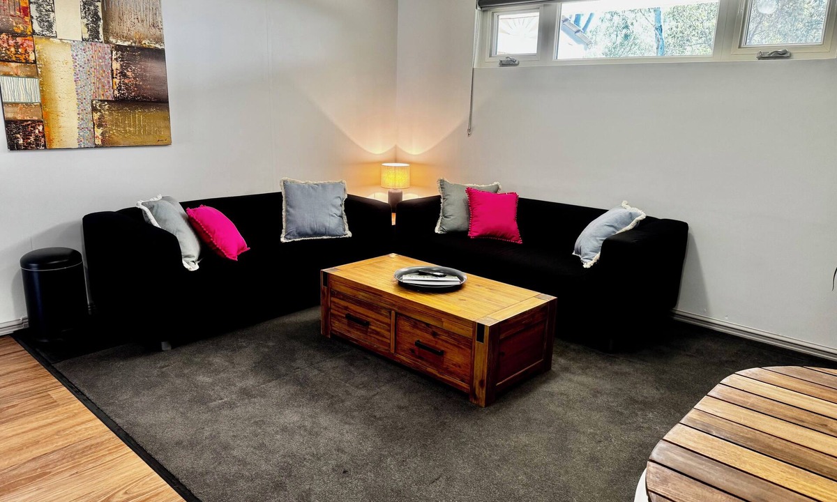Mariginiup Condo | Unwind at this peaceful semi-rural location 15 minutes from Joondalup.