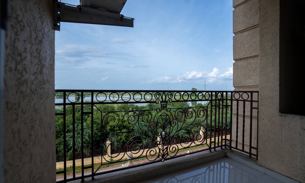 Oragadam Hotel | Urban Stay Service Apartment