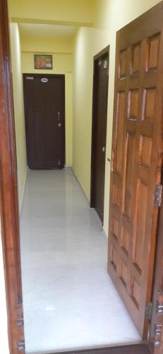 Kanchipuram Hotel | Varadhar Guest House
