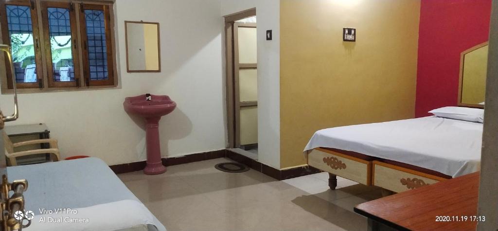 Hampi House | VENU HOMESTAY