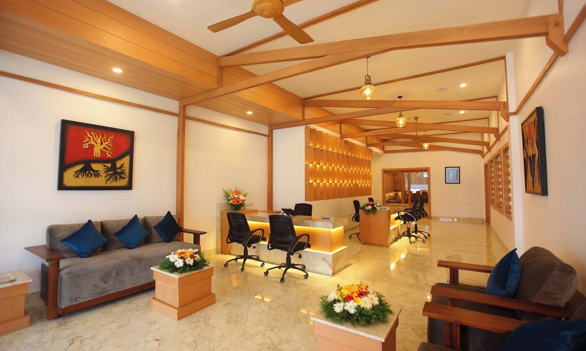Kunnamkulam Hotel | VICTORY INN PARK RESIDENCY KUNNAMKULAM