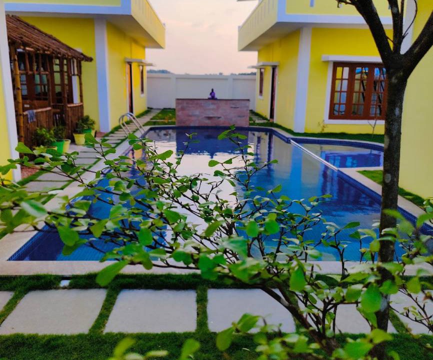 Paiyanur Villa | Villa ∙ 8 bedrooms ∙ 22 guests