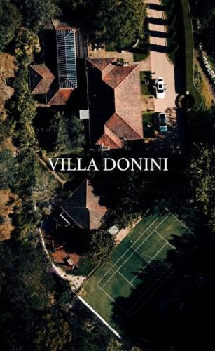 Riverside House | Villa Donini