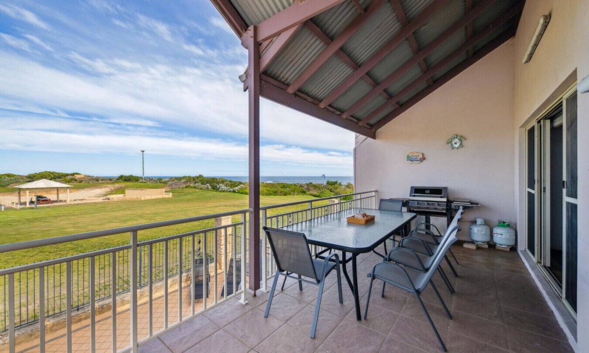 Ledge Point Apartment | Villa with ocean views and resort amenities