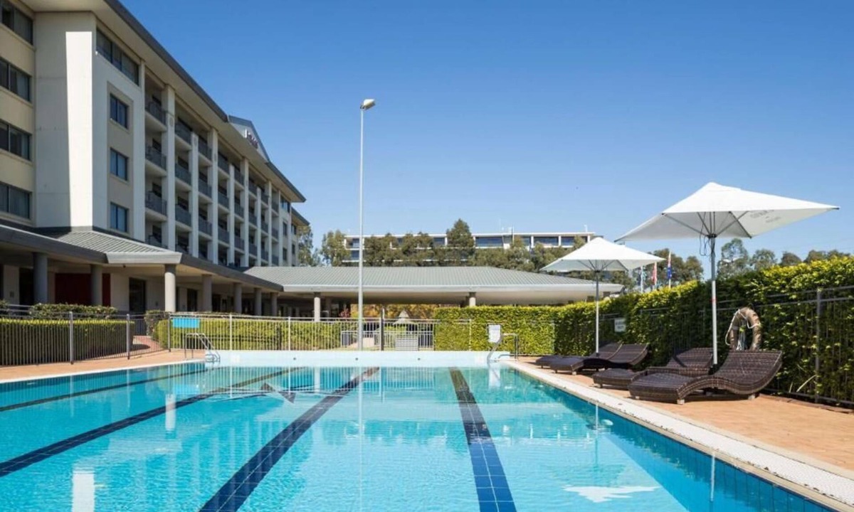 Norwest Hotel | Visy Dior Hotel