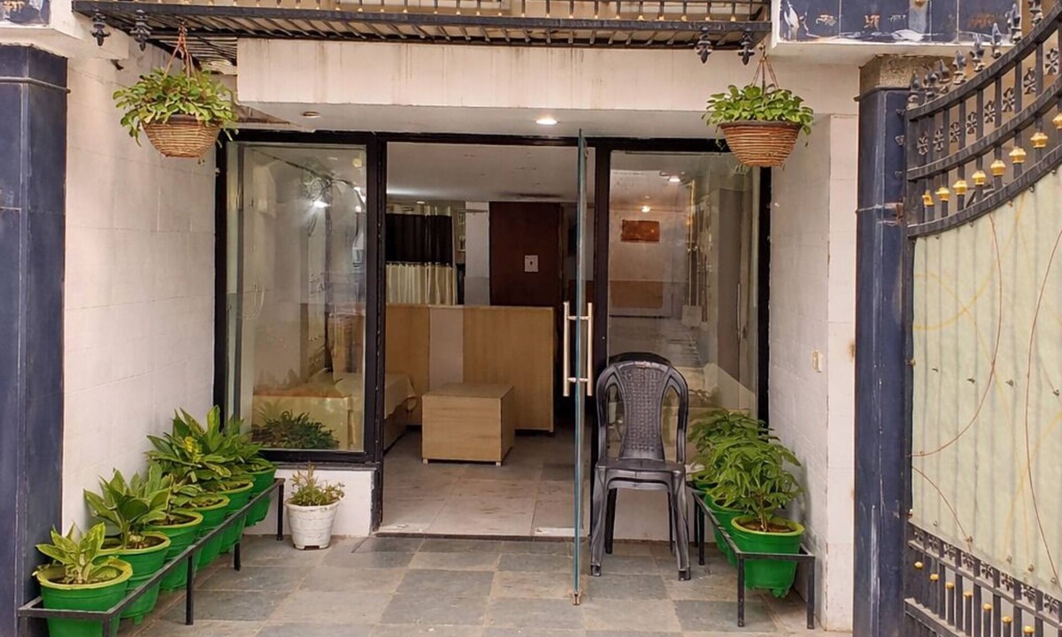 Vrindavan Hostel | Vrindavan Bunk Hostel by Shiva - 5min Walk from Prem Mandir