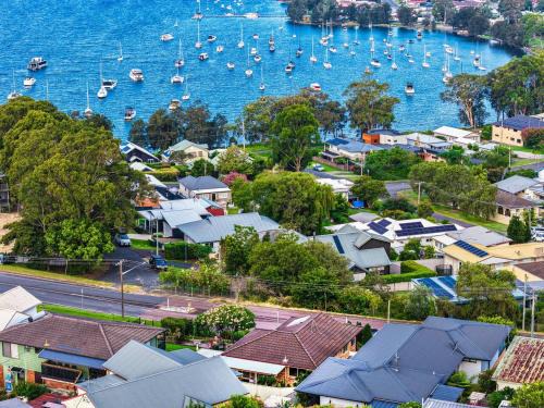 Wangi Wangi House | Wangi Waters and Views