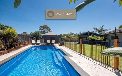 Rosebud House | Waterfall Gully Retreat with Gas heated Pool