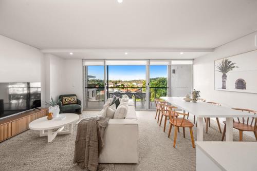 Forster Apartment | Waterline 310