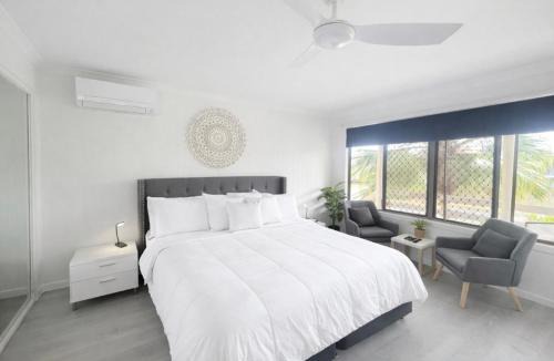 Urangan Apartment | Waters Edge
