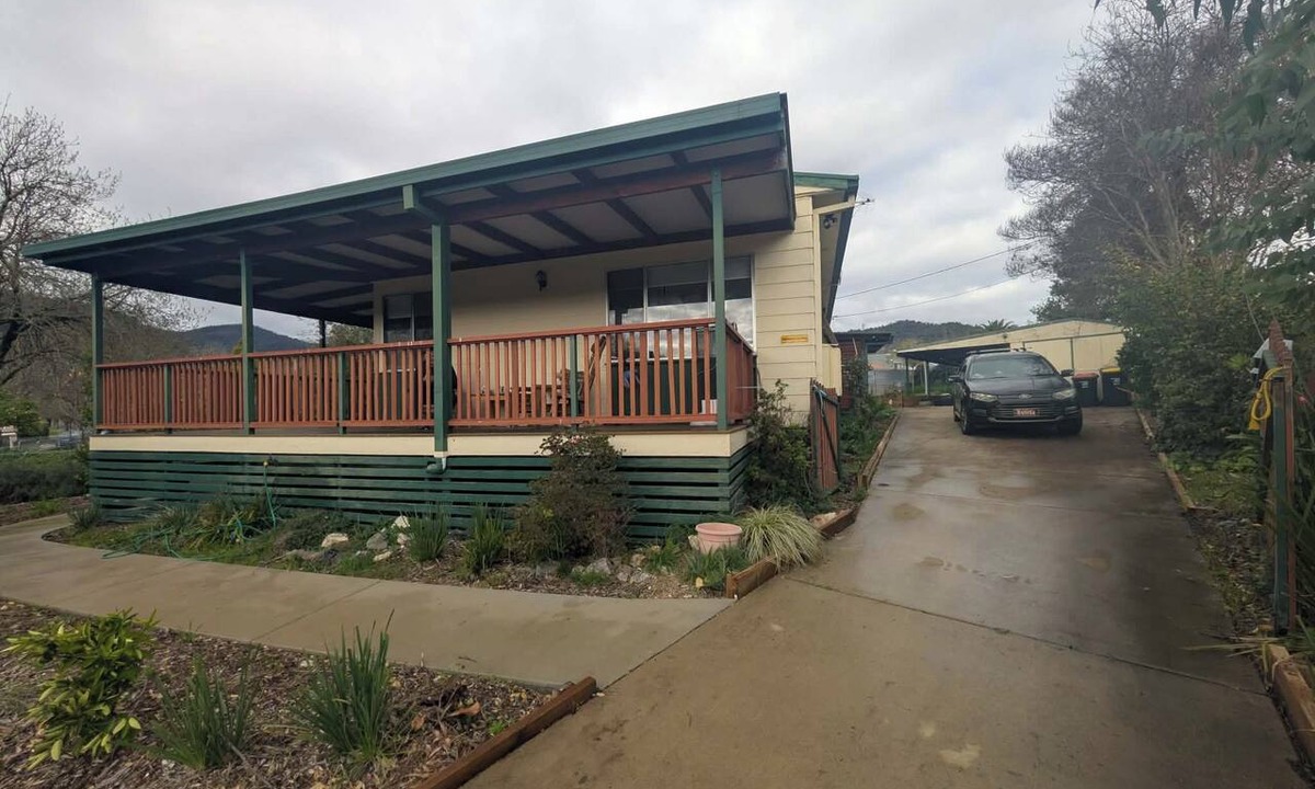 Talbingo House | Welcome to Bago View Cottage your home away from home.