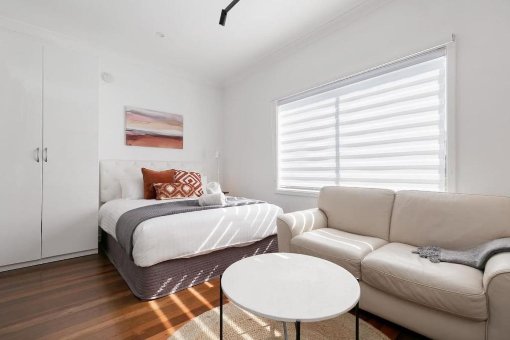 Glendalough Apartment | Welcome to studio B, The heart of Glendalough