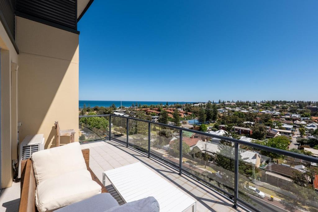 Mosman Park Apartment | WELL82 - Ocean Heights