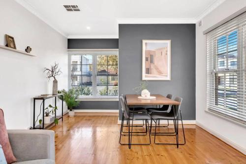 West Beach House | West Beach Hideaway - A Relaxed Coastal Locale