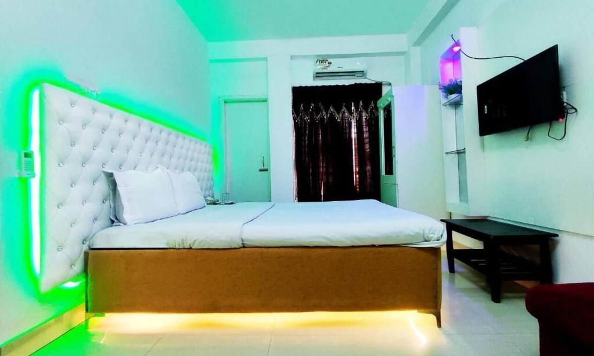 Uttara Hotel | White Rose Suites Ltd