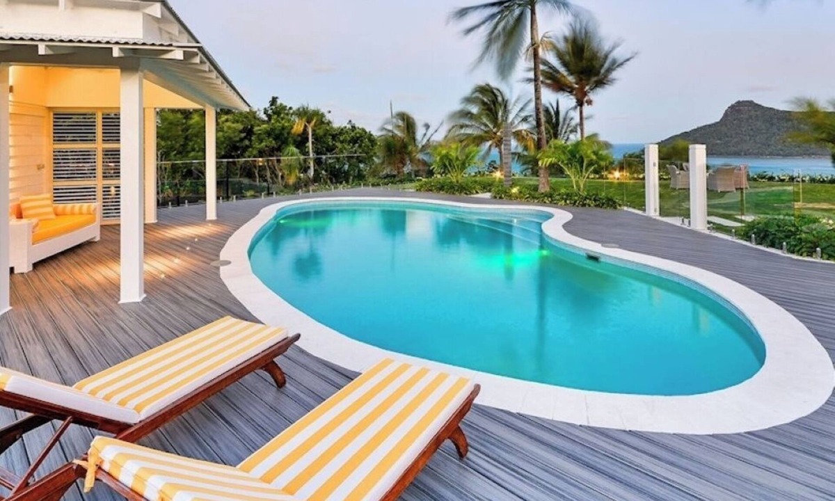 Hamilton Island House | Whitehaven House