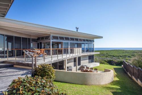 Gnarabup House | Whitehorses I Private Properties
